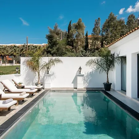 別荘 Saint Dionysius Kalamákion