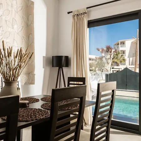 Saint Dionysius * Kalamákion